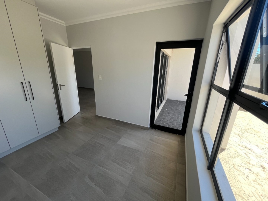2 Bedroom Property for Sale in Table View Western Cape